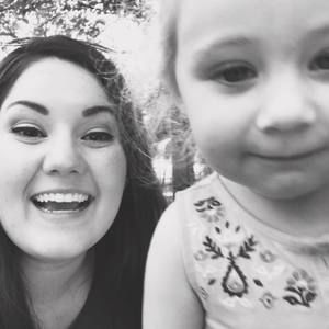 Meet your Posher, Simone